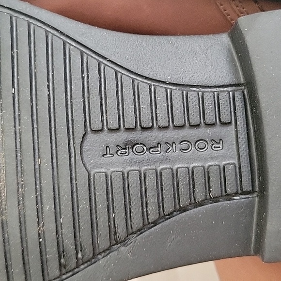 Cole Haan/Rocksport Men's shoes. Color Black/Brown. SIZE 9M - Picture 15 of 16